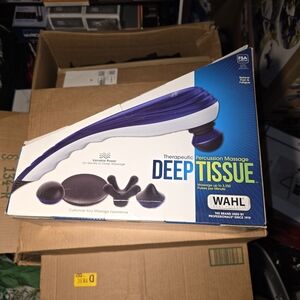 Wahl Deep Tissue Massager in Blue and Black